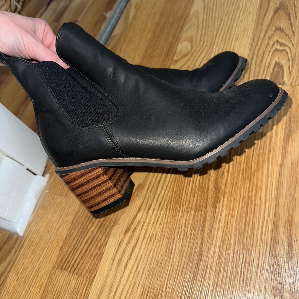 black ankle booties